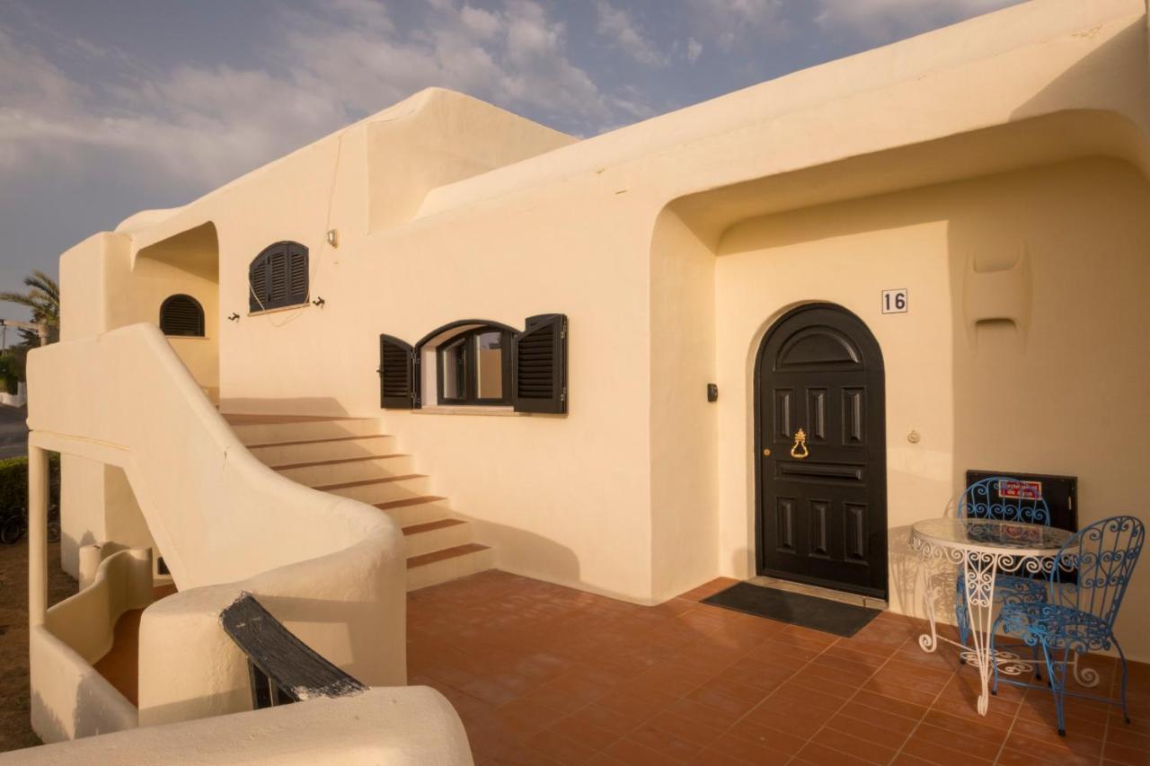 Cozy Beach Apartment W/ Sea View, Free Parking & Ac Carvoeiro  Ngoại thất bức ảnh